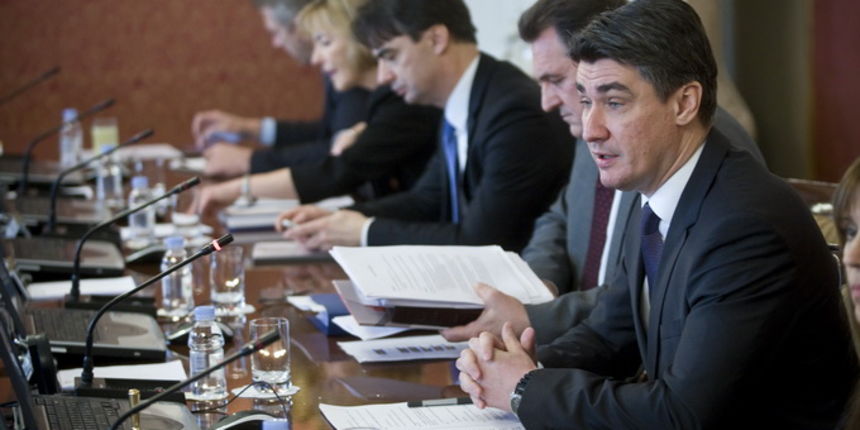 Zagreb, 020212.
Vlada, Banski dvori.
Sjednica vlade.
Na otvorenom dijelu seste sjednice Vlada Republike Hrvatske raspravlja se o Prijedlogu programa za preuzimanje i provedbu pravne stecevine EU za ovu godinu te Nacrtu prijedloga plana uskladjivanja hrvat Zagreb, 020212.
Vlada, Banski dvori.
Sjednica vlade.
Na otvorenom dijelu seste sjednice Vlada Republike Hrvatske raspravlja se o Prijedlogu programa za preuzimanje i provedbu pravne stecevine EU za ovu godinu te Nacrtu prijedloga plana uskladjivanja hrvat