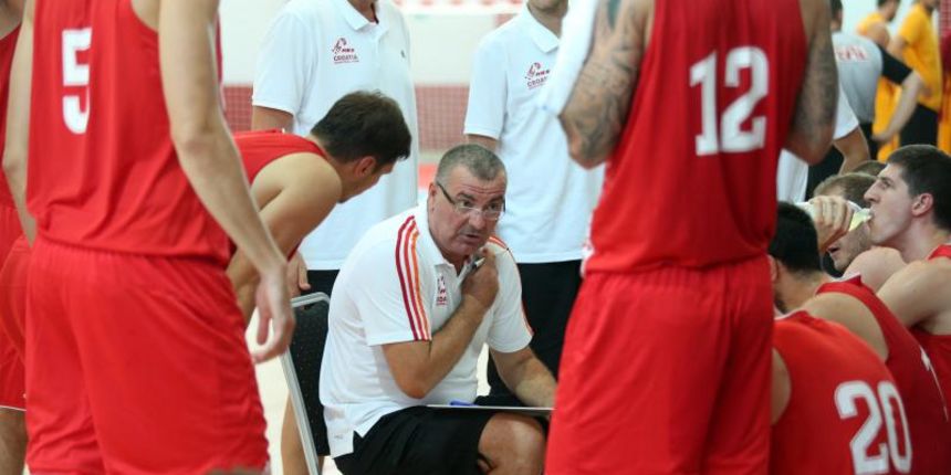 07.08.2013., Zagreb – Dvorana sportskog centra Lucko. Pripremna kosarkaska utakmica uoci Europskog prvenstva u Sloveniji. Hrvatska – Makedonija. Jasmin Repesa. Photo: Sanjin Strukic/PIXSELL 07.08.2013., Zagreb – Dvorana sportskog centra Lucko. Pripremna kosarkaska utakmica uoci Europskog prvenstva u Sloveniji. Hrvatska – Makedonija. Jasmin Repesa. Photo: Sanjin Strukic/PIXSELL