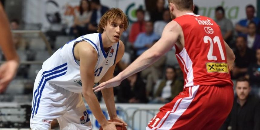 Dvorana Krešimir Ćosić: 5. kolo A-1 lige za prvaka: KK Zadar – KK Cedevita 57-67. Photo: Dino Stanin/PIXSELL