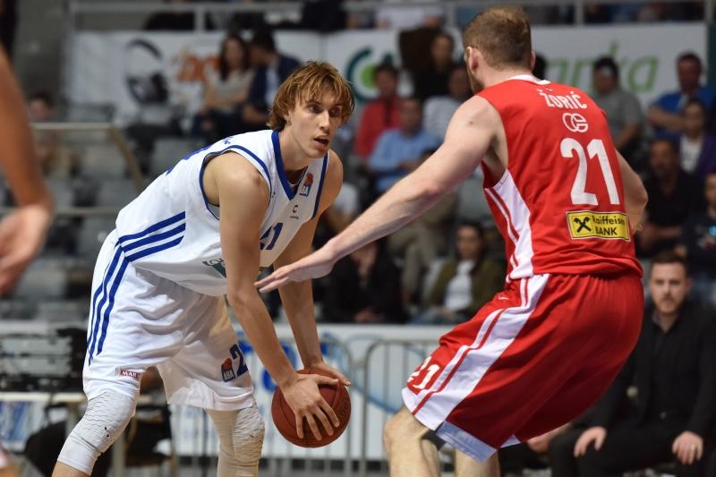 Dvorana Krešimir Ćosić: 5. kolo A-1 lige za prvaka: KK Zadar – KK Cedevita 57-67. Photo: Dino Stanin/PIXSELL