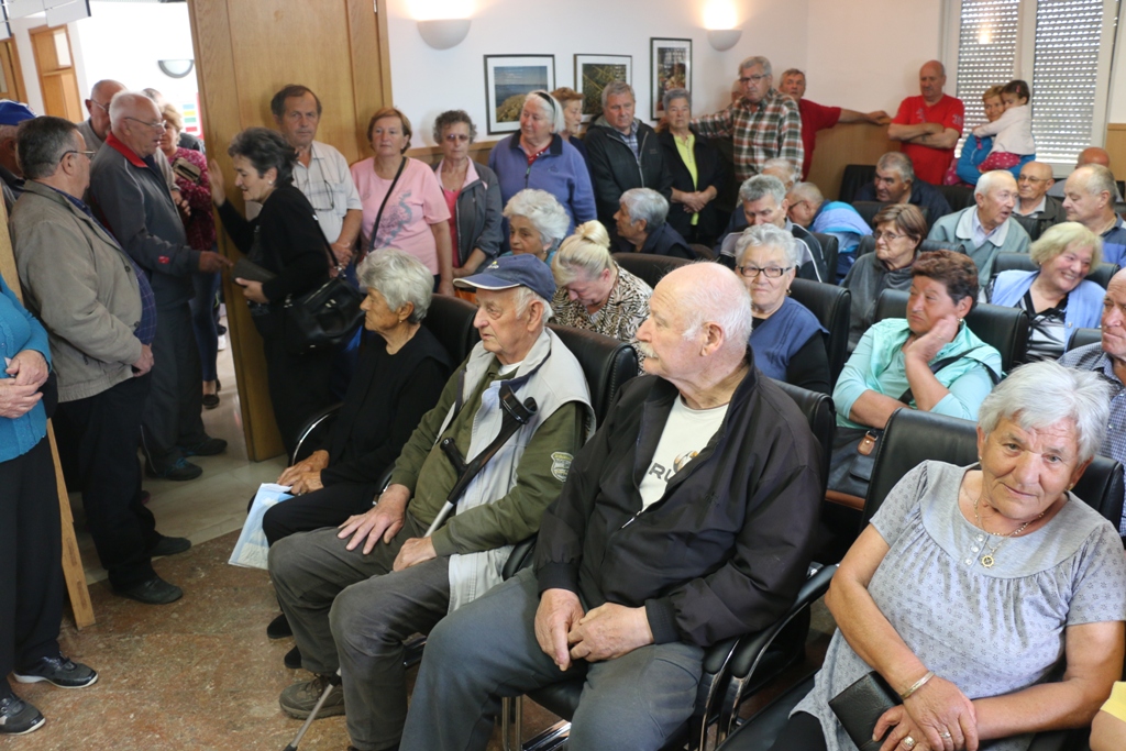 Općina Vir osigurala potpore za djecu i umirovljenike