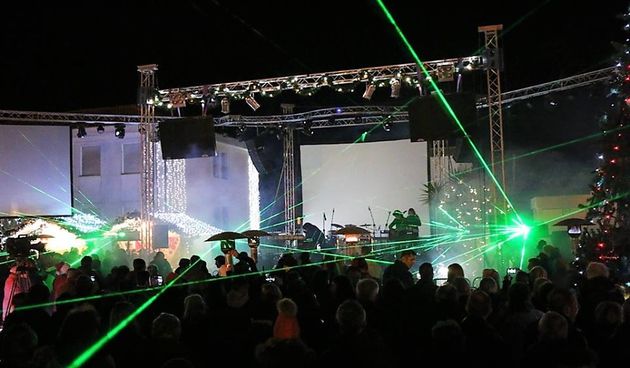 Spektakularni doček Nove 2017. godiner u Viru