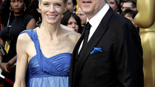 82. Red Carpet Oscara (oscar.go.com)