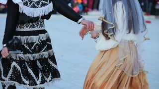 HGD Sv. Cecilija izvelo korčulanski viteški ples “Moreška” na Pozdravu suncu