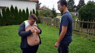 Dječak “magnet” Ivan Stoiljković pokazao svoj jedinstveni dar privlačenja metala Dječak “magnet” Ivan Stoiljković pokazao svoj jedinstveni dar privlačenja metala