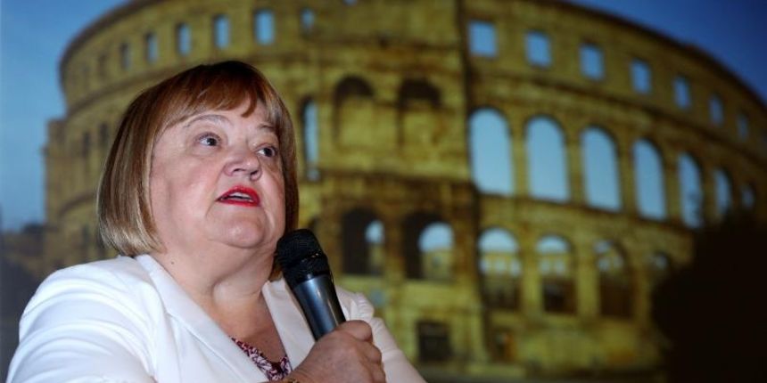 U galeriji Lauba ministrica graditeljstva i prostornoga uredjenja Ana Mrak-Taritas predstavila je nacrt prijedloga Strategije prostornog razvoja Hrvatske do 2030. Anka Mrak Taritas. Photo: Anto Magzan/PIXSELL U galeriji Lauba ministrica graditeljstva i prostornoga uredjenja Ana Mrak-Taritas predstavila je nacrt prijedloga Strategije prostornog razvoja Hrvatske do 2030. Anka Mrak Taritas. Photo: Anto Magzan/PIXSELL