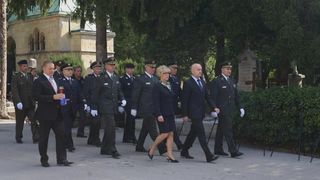 Mirogoj, Predrag Matic, polaganje vijenaca, Gordana Sobol, Drago Lovric, Dan domovinske zahvalnosti Mirogoj, Predrag Matic, polaganje vijenaca, Gordana Sobol, Drago Lovric, Dan domovinske zahvalnosti