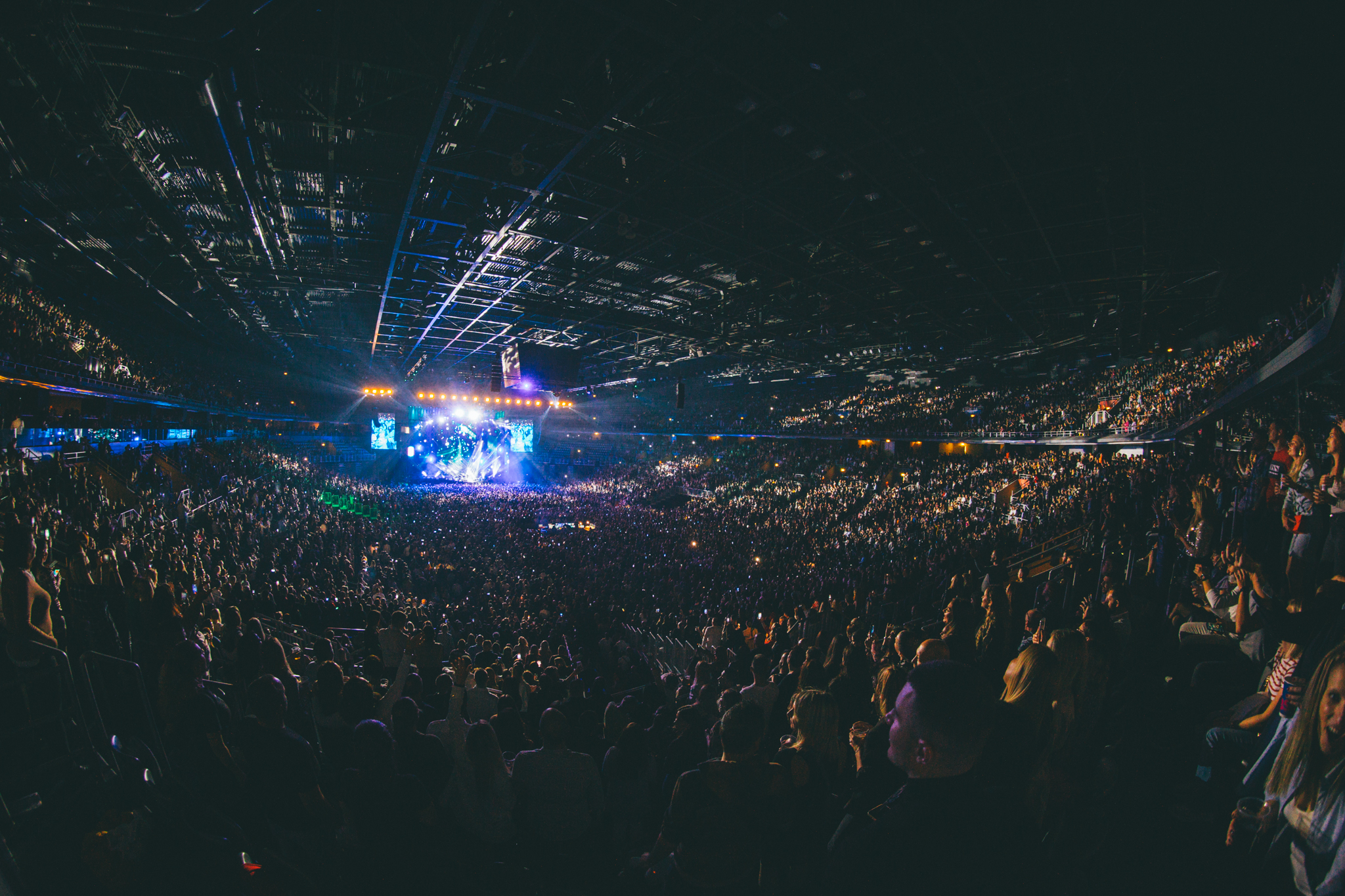 Trijumfalni koncert Saše Matića u rasprodanoj Areni Zagreb Trijumfalni koncert Saše Matića u rasprodanoj Areni Zagreb