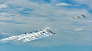 Krila Oluje i Red Arrows preletjeli iznad zadarskog kanala