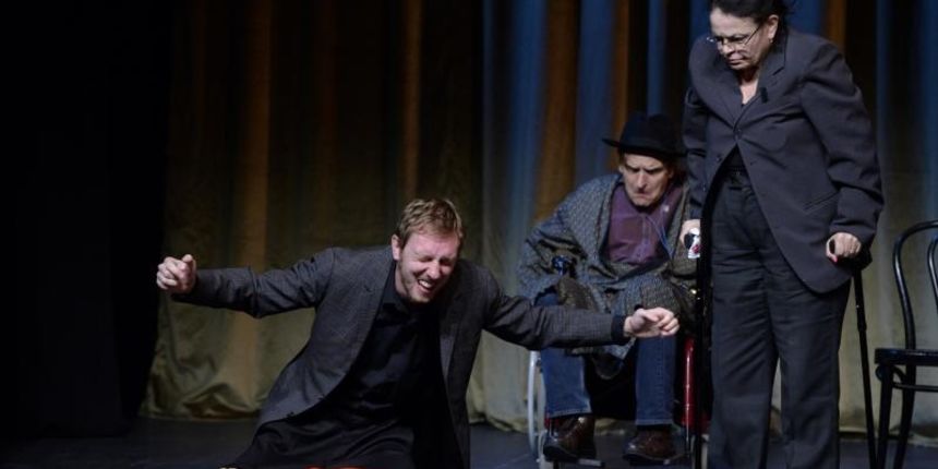 Kazaliste Kerempuh, proba kazalisne predstave Maratonci trce pocasni krug. Photo: Marko Lukunic/PIXSELL Kazaliste Kerempuh, proba kazalisne predstave Maratonci trce pocasni krug. Photo: Marko Lukunic/PIXSELL