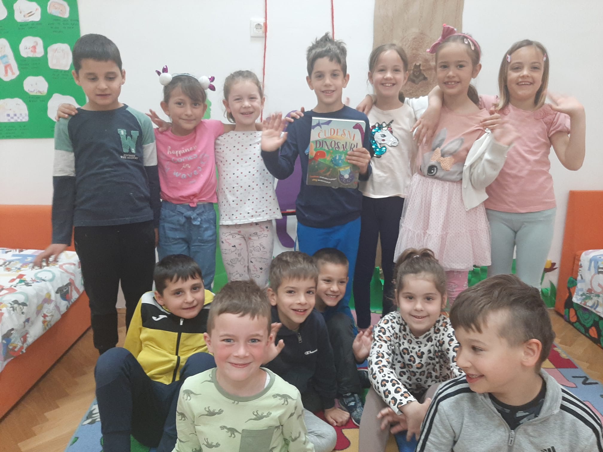 Djeca iz DV Vruljica likovnim radovima osvojila dvije individualne i grupnu nagradu Djeca iz DV Vruljica likovnim radovima osvojila dvije individualne i grupnu nagradu