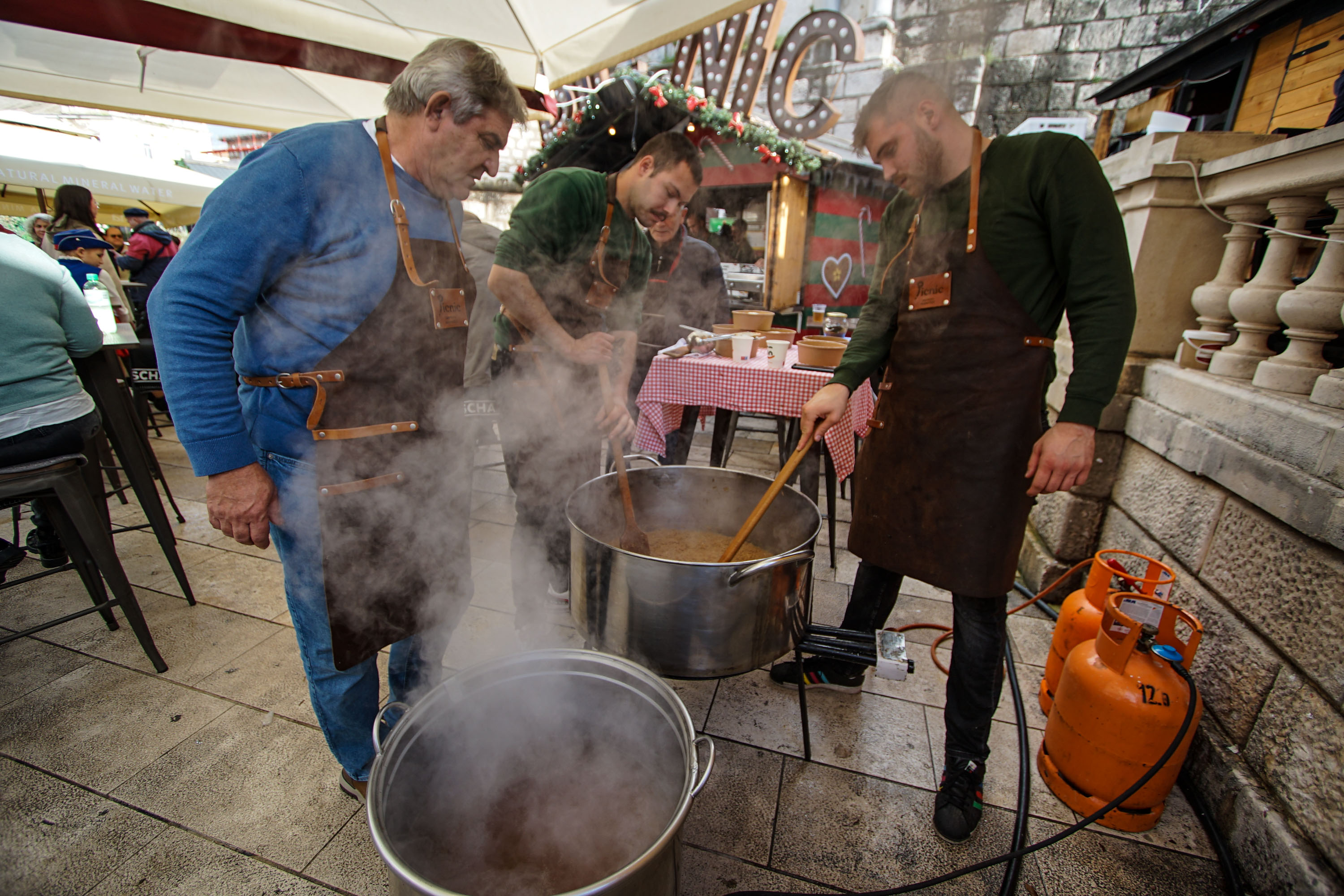 Skradinski rižoto na Adventu Skradinski rižoto na Adventu