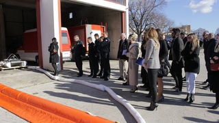 Vatrogasna zajednica Zadarske županije bogatija za opremu vrijednu preko 1,3 milijuna kuna Vatrogasna zajednica Zadarske županije bogatija za opremu vrijednu preko 1,3 milijuna kuna