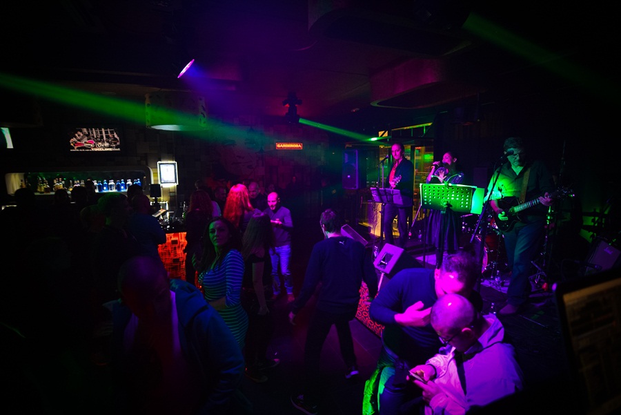 Elena Stela & Songbusters  rasplesali Zadrane ; foto Iva Perinčić