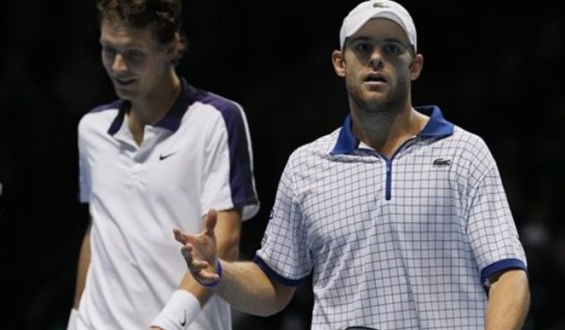 Tomaš Berdych i Andy Roddick, foto: AP Photo