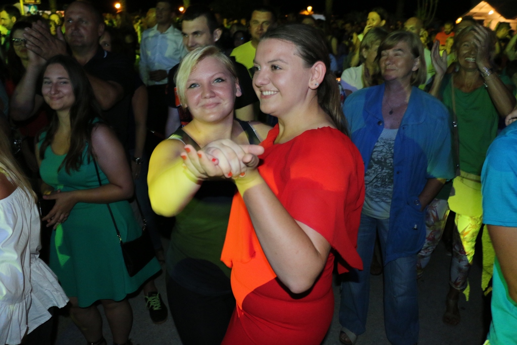 Virsko ljeto 2017: Gazde raspjevale i rasplesale Vir Virsko ljeto 2017: Gazde raspjevale i rasplesale Vir