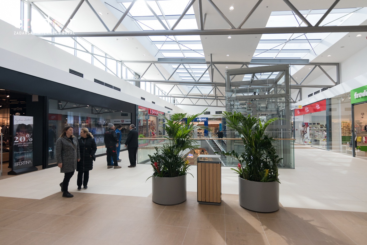 Svečano otvoren novi dio trgovinskog centra Supernova Zadar
