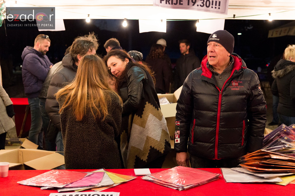 Humanitarni svjetlosni spektakl “Zaželi ljubav” na zadarskom Forumu, 18. veljače 2017. Humanitarni svjetlosni spektakl “Zaželi ljubav” na zadarskom Forumu, 18. veljače 2017.