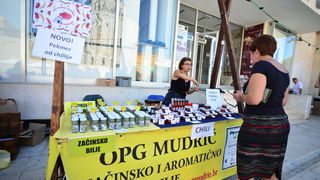 Sajam proizvodi hrvatskog sela na zadarskom Forumu