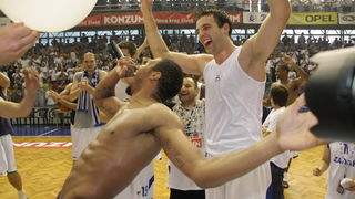 Jazine i Tornado: Prvaci za sva vremena!