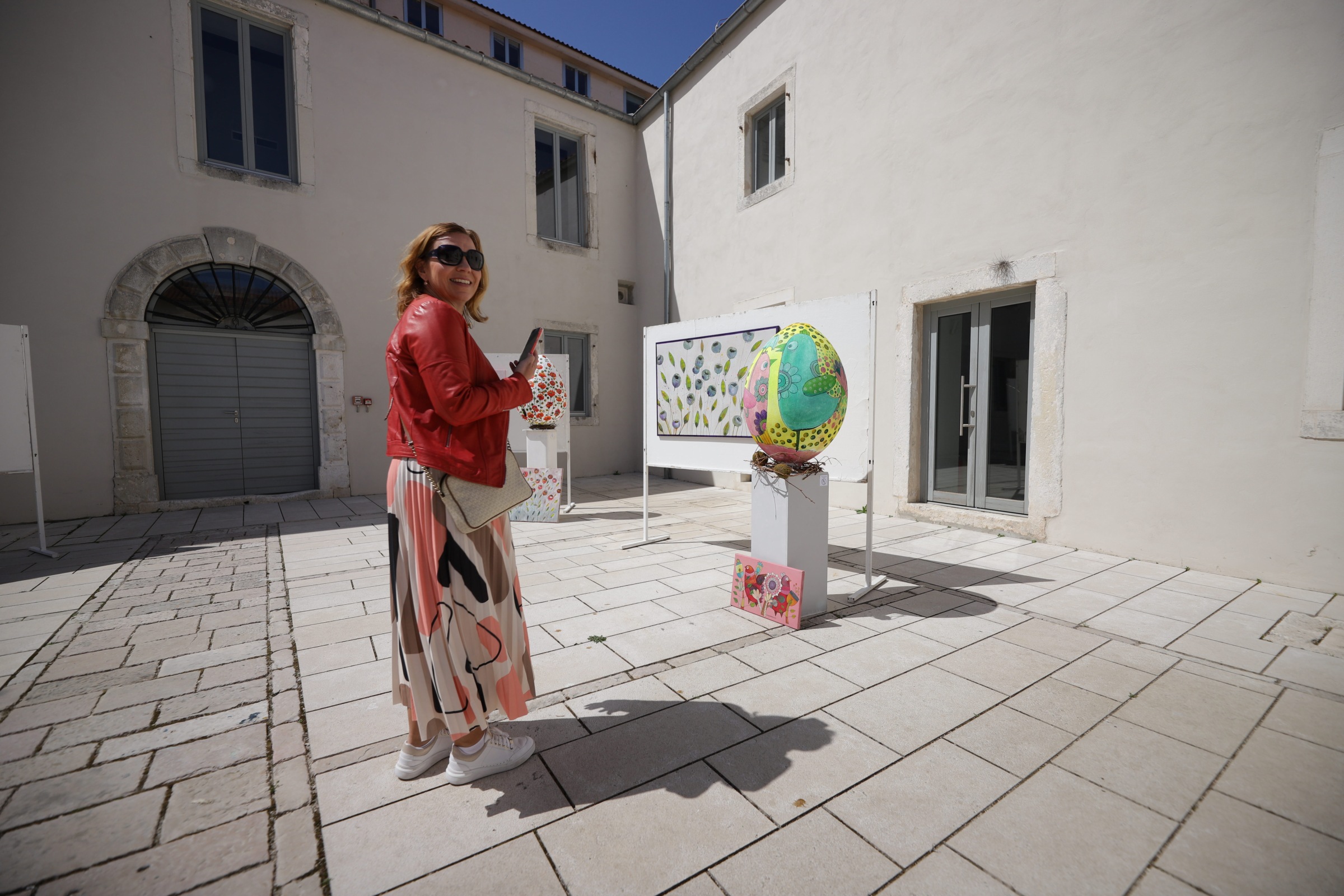 Uskrsna izložba u atriju palače Cedulin Uskrsna izložba u atriju palače Cedulin