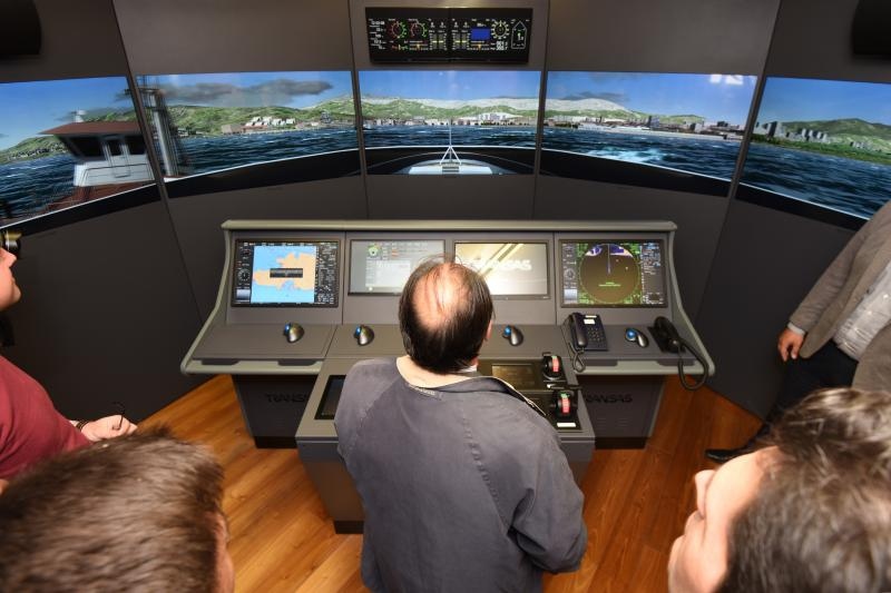 Na Sveučilištu u Zadru predstavljen novi nautički Transas simulator Na Sveučilištu u Zadru predstavljen novi nautički Transas simulator