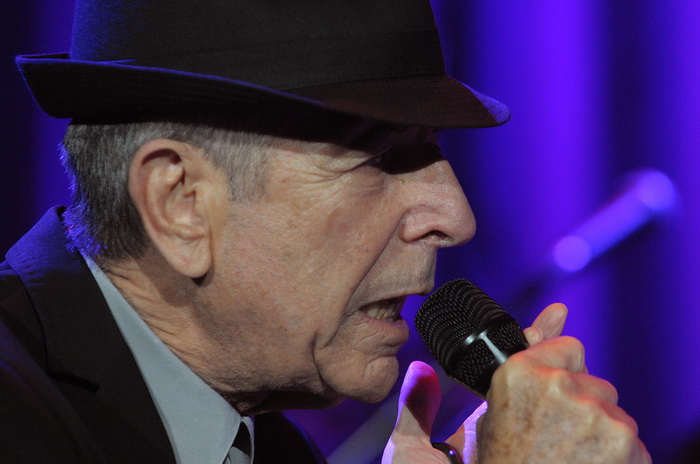 Zagreb, 250710.
Arena Zagreb, Leonar Cohen odrzao je koncert u zagrebu.
Na slici: Leonard Cohen.
Foto: Damir Krajac / CROPIX