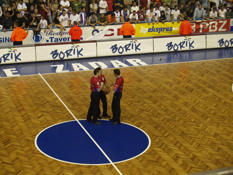 Zadar – Cibona 87-80 3.10.07.