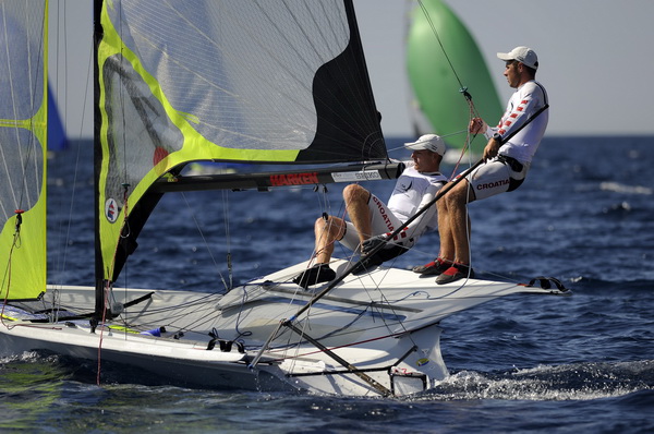 Zadar, 010909.
Europsko prvenstvo u jedrenju za klasu 49er 2009.
Danas se vozi drugi dan regata na Europskom prvenstvu u klasi 49er koje se odrzava od 29og kolovoza do 5og rujna u organizaciji JK Uskok. Iako bez jakog vjetra jedrlicari ce uspijeti odvozi Zadar, 010909.
Europsko prvenstvo u jedrenju za klasu 49er 2009.
Danas se vozi drugi dan regata na Europskom prvenstvu u klasi 49er koje se odrzava od 29og kolovoza do 5og rujna u organizaciji JK Uskok. Iako bez jakog vjetra jedrlicari ce uspijeti odvozi