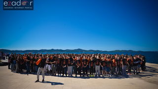 #ZDBT2017: Snimanje Milenijske fotografije košarkaške lopte na Pozdravu suncu #ZDBT2017: Snimanje Milenijske fotografije košarkaške lopte na Pozdravu suncu
