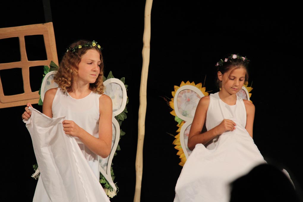 Diklo: “Šuma Striborova” u izvedbi kazališne radionice Donatolina, foto: Iva Perinčić Diklo: “Šuma Striborova” u izvedbi kazališne radionice Donatolina, foto: Iva Perinčić