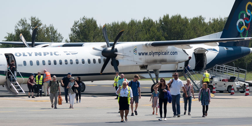 Zrakopov Aegean Airlinesa u Zračnoj luci Zadar Zrakopov Aegean Airlinesa u Zračnoj luci Zadar