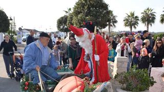 Vir: Druženje virske djece sa Svetim Nikolom Vir: Druženje virske djece sa Svetim Nikolom