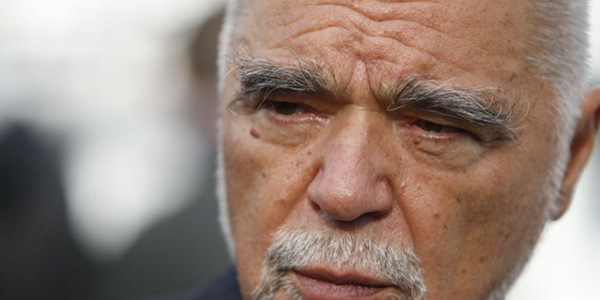 Zadar, 201110
Kike Curavic vodi tim koji cisti podmorje na Liburnskoj obali, a pridruzio im se i Stipe Mesic.
Foto: Jure Miskovic / CROPIX Zadar, 201110
Kike Curavic vodi tim koji cisti podmorje na Liburnskoj obali, a pridruzio im se i Stipe Mesic.
Foto: Jure Miskovic / CROPIX