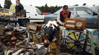 Benkovac, 100313.
Sajam u Benkovcu odrzava se svakog 10. dana u mjesecu. Stoljetna tradicija ucinila je od Benkovackog sajma neizostavni gospodarski i turisticki sadrzaj grada koji svaki put iznova iznenadjuje brojem posjetitelja koji preraste brojku od 1 Benkovac, 100313.
Sajam u Benkovcu odrzava se svakog 10. dana u mjesecu. Stoljetna tradicija ucinila je od Benkovackog sajma neizostavni gospodarski i turisticki sadrzaj grada koji svaki put iznova iznenadjuje brojem posjetitelja koji preraste brojku od 1