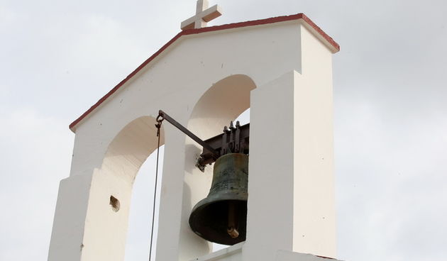 Zadar, 230112.
U selu Rupalj pokraj Zadra za sada nepoznati pocinitelj ukrao je zvono sa zvnika crkve Bezgresnog zaceca djevice Marije. Zvono je tezilo vise od 100 kg.
Foto: Andrija Lucic / Cropix
