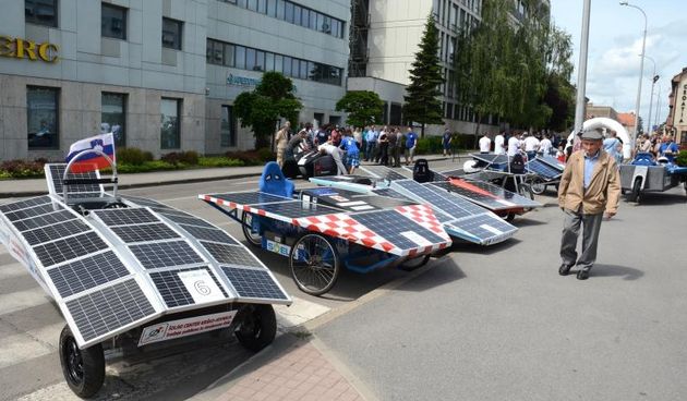 Siask: Utrka solarnih automobila