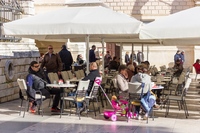 Image 380429 (auto) Image 380429 (auto)