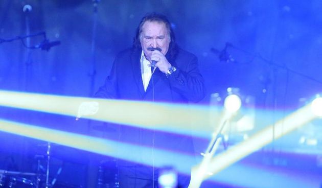 Legendarni Mate Mišo Kovač još jednom oduševio svoje brojne obožavatelje na koncertu u Areni Zagreb. Foto: Goran Jakus/PIXSELL