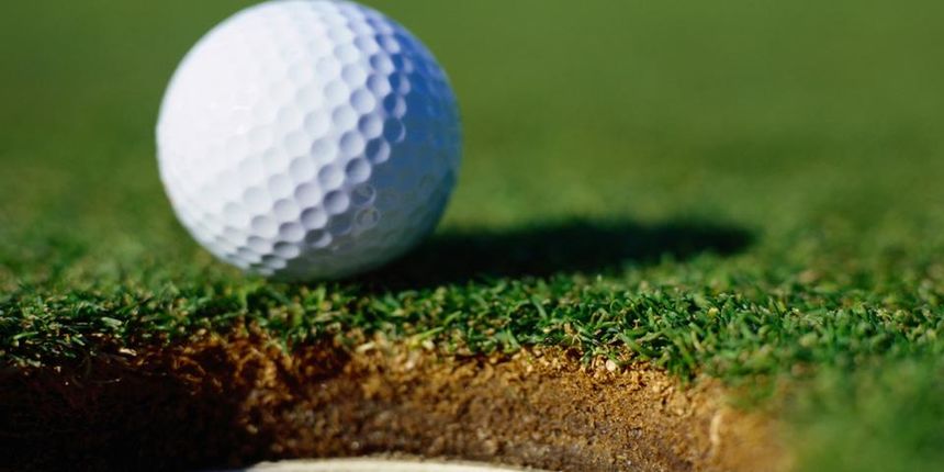 Golf (Foto: hopviettravel.com) Golf (Foto: hopviettravel.com)