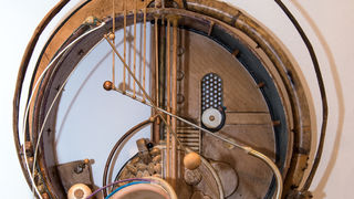 U biogradskom Zavičajnom muzeju otvorena je izložba radova Vedrana Karadže Tabulova pod nazivom “Mali intervali”