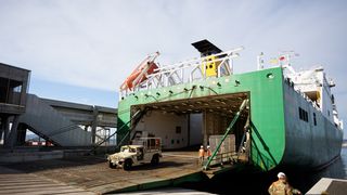 U Gaženicu dopremljena vojna oprema i sredstva za vježbu Immediate Response 21 U Gaženicu dopremljena vojna oprema i sredstva za vježbu Immediate Response 21