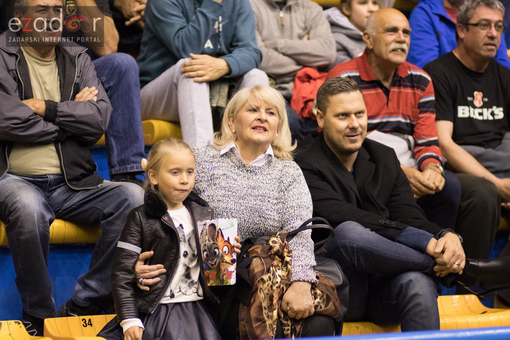 Fešta u povodu 80. rođendana Pina Giergie: Vetarani KK Zadar – Veterani KK Olimpija Fešta u povodu 80. rođendana Pina Giergie: Vetarani KK Zadar – Veterani KK Olimpija