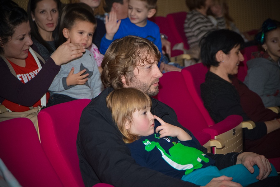 Premijera predstave “Božićno drvce”; foto Iva Perinčić