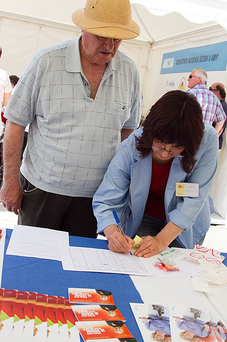 Subota na Narodnom trgu: šahovska simultanka i mjerenje šećera u krvi, foto: Leo Banić