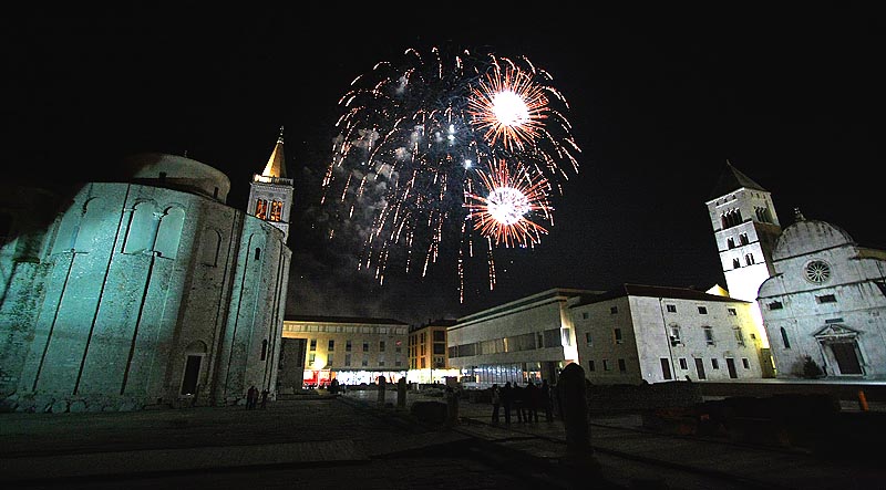 Novogodišnji vatromet u Zadru 2009. (foto: Marin Gospić)