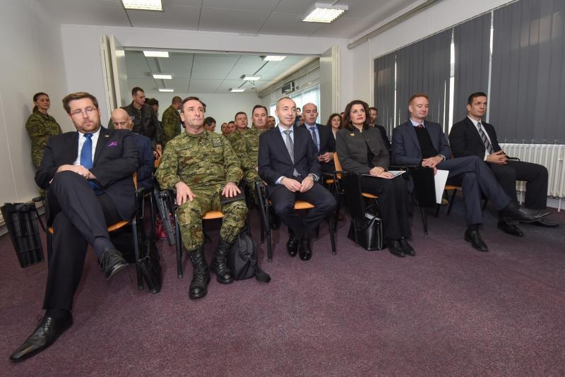 Zemunik: Predstavljena Eskadrila helikoptera OH-58D Kiowa Warrior