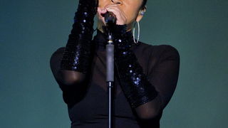 Zagreb, 221111.
Britanska skupina Sade predvodjena karizmatcnom pjevacicom Sade Adu odrzala je veceras koncert u Areni Zagreb u sklopu svoje turneje Sade Live.
Foto: Neja Markicevic / CROPIX