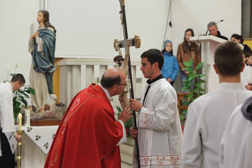 Bibinje: Održana tradicionalna procesija Velikog Petka. Foto: Leo Banić