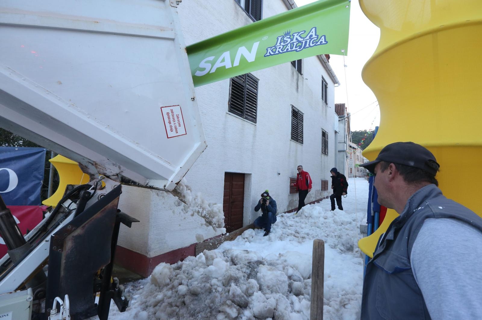 Skijaški spektakl u Velom Ižu: Pripreme za utrku “Iška kraljica”